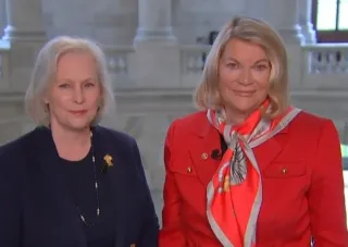 Republican Senator Cynthia Lummis and her Democratic counterpart Kirsten Gillibrand —  pro-crypto politician